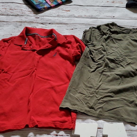 BOYS GRAPHIC TEES BUNDLE - Picture 7 of 11